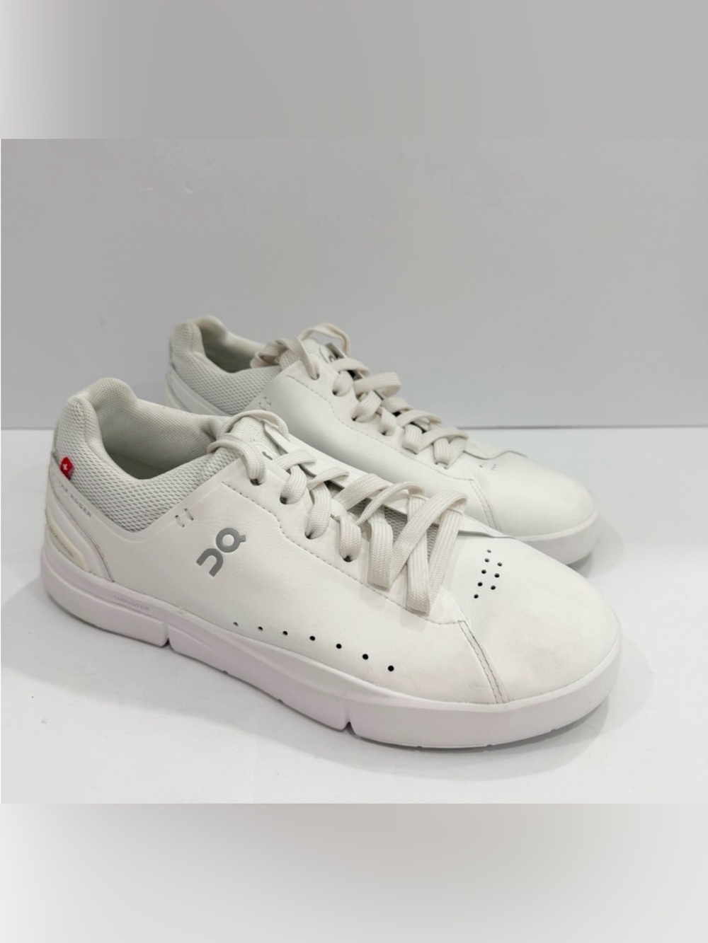 On Running The Roger Advantage Women’s Shoes